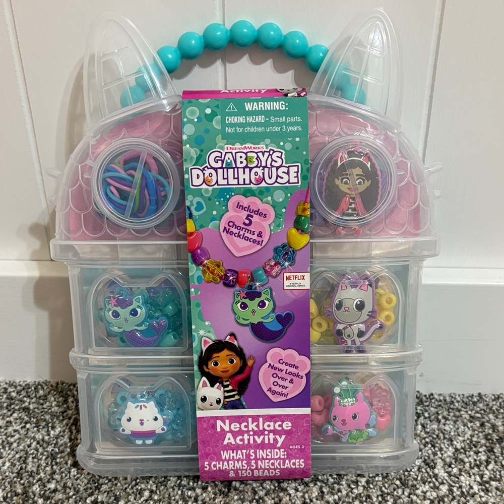 Gabby's Dollhouse Necklace Activity Set - Pink & Teal